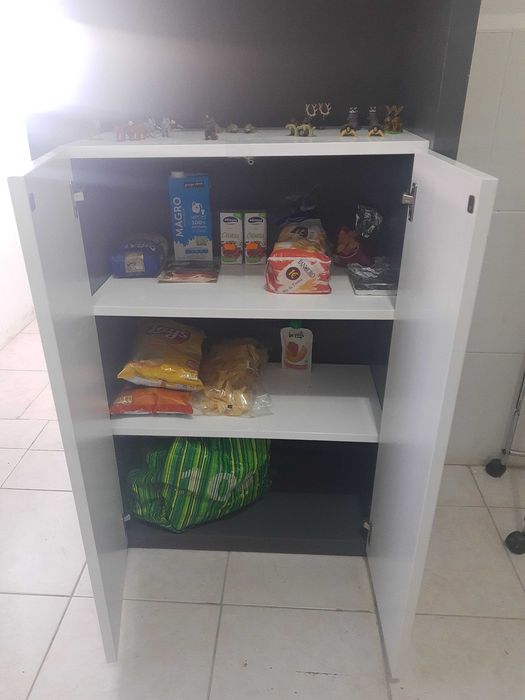 Estante para sala
