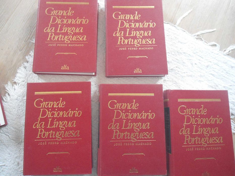 Grande Dicionário da Língua Portuguesa de José Pedro Machado