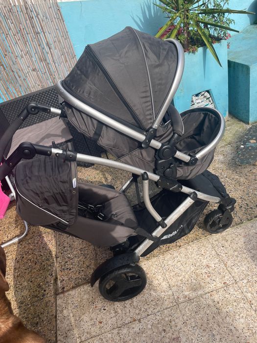 Carrinho de passeio duplo (ofereço o ovo da cybex mais adaptadores)