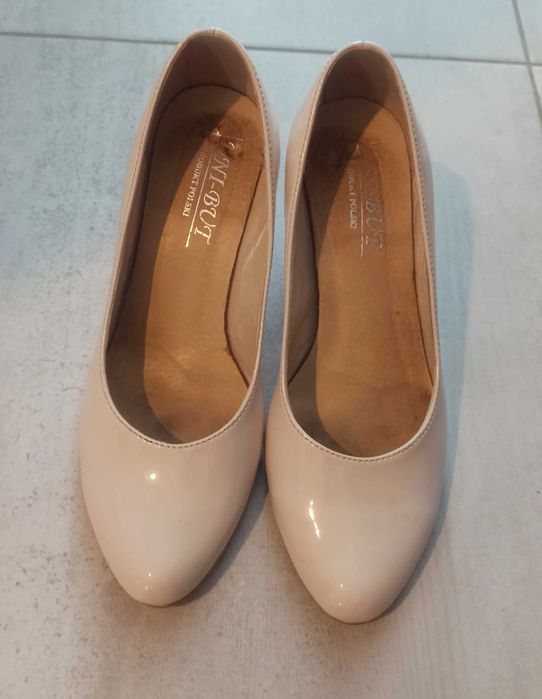 Sukienka ślubna + buty + bolerko