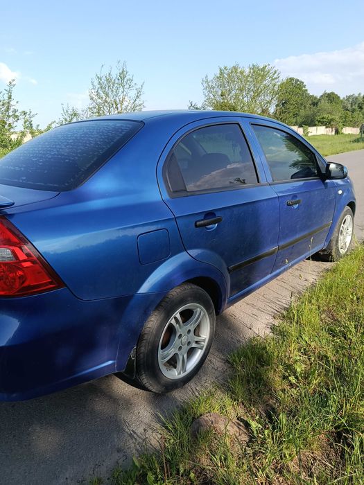 Автомобіль Chevrolet Aveo