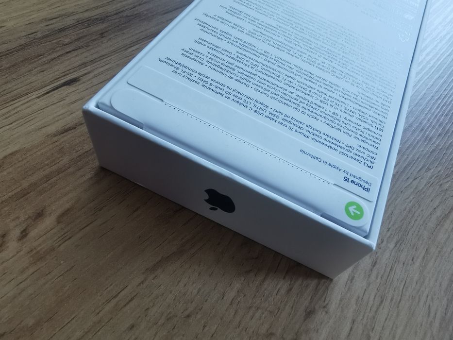 Iphone 15, 128GB, nowy, plomby.