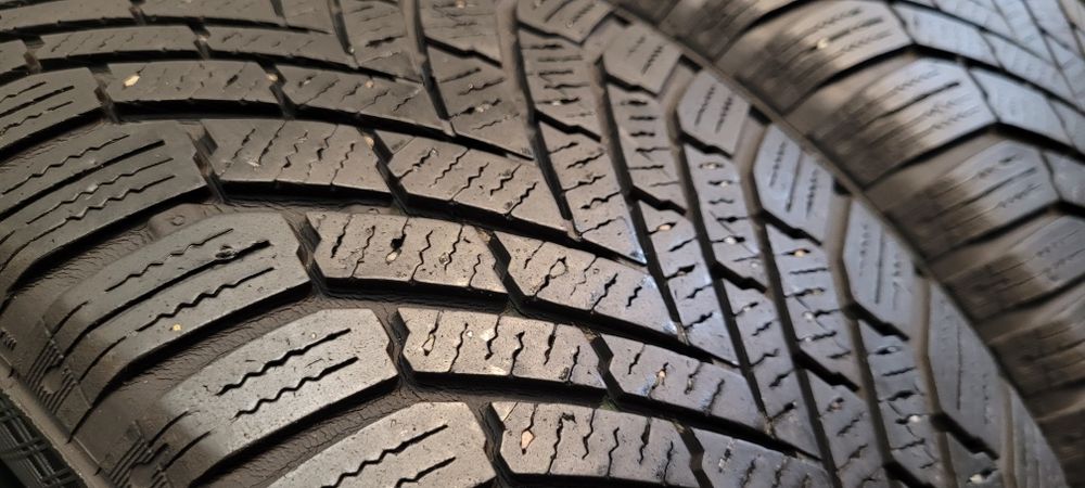 Шини 205/55 R16 Continental Winter Contact резина Зима колеса гума