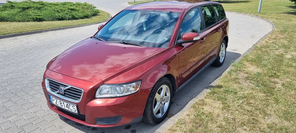 Volvo V50