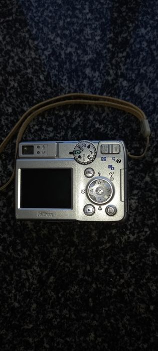 Máquina fotográfica digital Nikon coolpix 7600