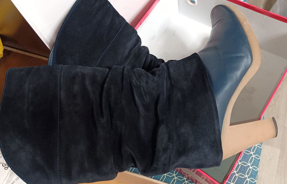 Зимові  сапоги, ботінки,черевики натуральна шкіра 39 розмір.