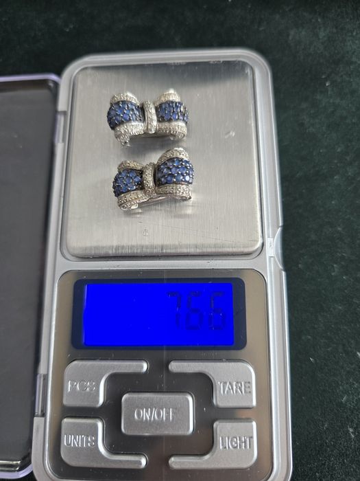 Kolczyki biale złoto z diamentami