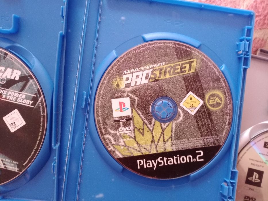 Jogos de ps2 quase novos