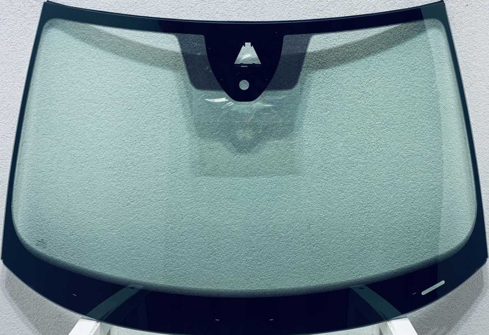 Лобове скло Skoda Octavia A8 2020- Датчик дощу Камера Шкода Октавія А8