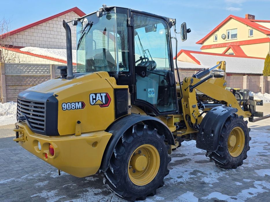 Caterpillar CAT 908M / SPROWADZONA / CENTRALNE SMAROWANIE / ŁYŻKA+ WIDŁY / / 2021R  / Z NIEMIEC / 1 WŁAŚCICIEL/