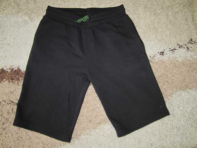 Czarne męskie spodenki rozmiar XS bawełniane 70 cm  pas