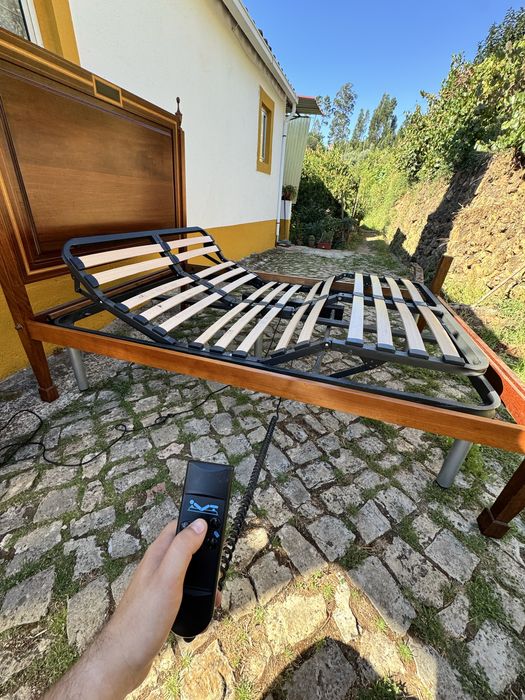 Cama Articulada Elétrica 140x190 + Colchão Novo + Cama Madeira