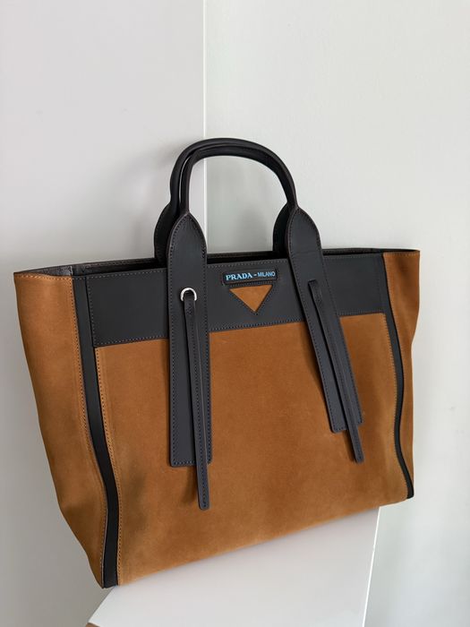 Prada torba skóra