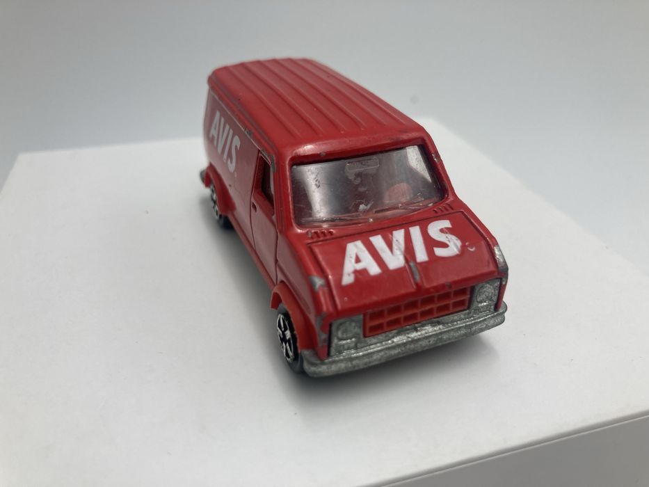 Fourgon Majorette No 279 / 234, 1/65 AVIS MOTUL Van