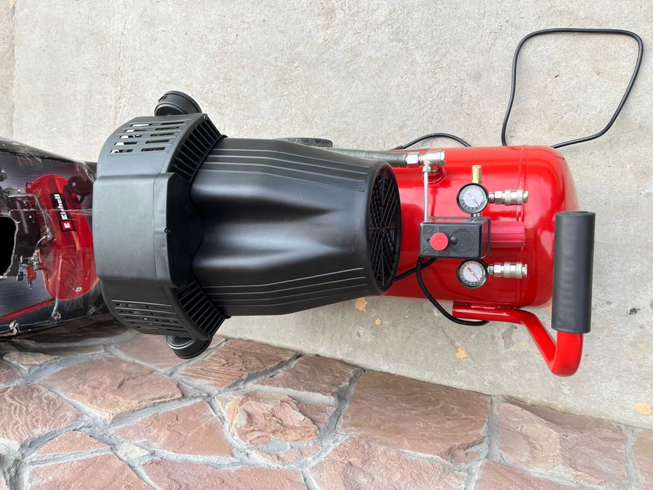 Компресор повітряний Einhell TC-AC 420/50/10 V, 2200Вт  50л, 420л/хв, 10бар, 2 циліндри (V-подібний), 42кг
