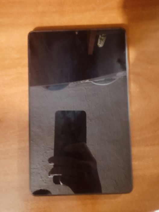 Продаю планшет lenovo tab m8