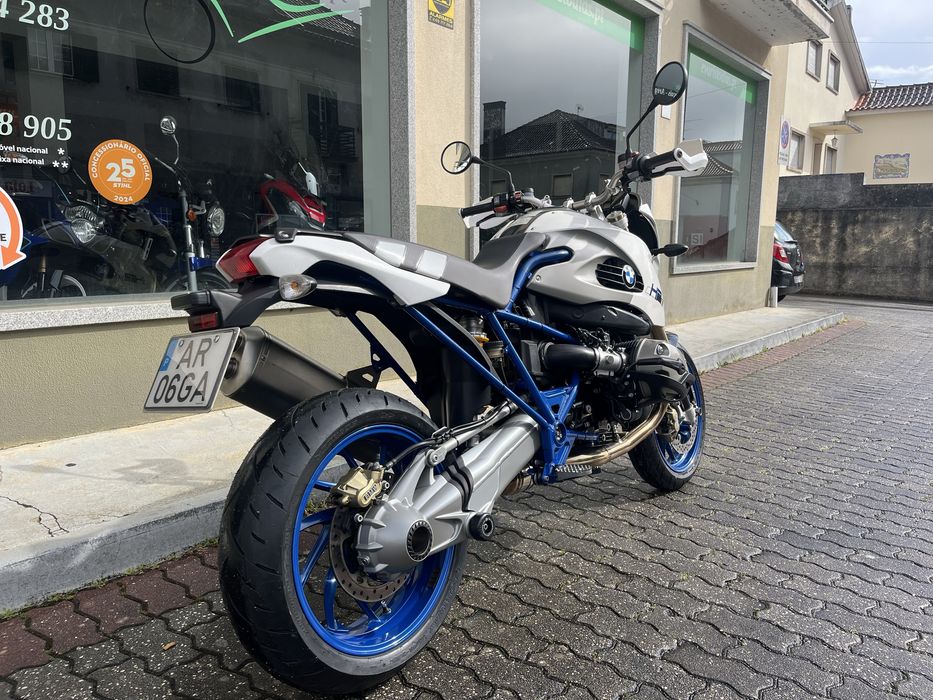 BMW HP2 Mega Moto