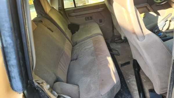 Land Rover Discovery 300 Tdi Peças Usadas interior bege