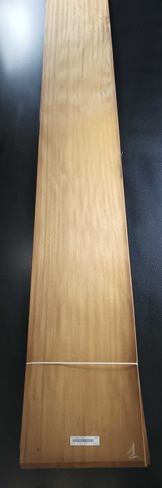 Okleina naturalna IROKO