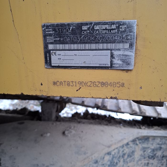 CAT koparka gąsienicowa 319D  2011r. 13910 mth. 93 KW 3D Unicontrol