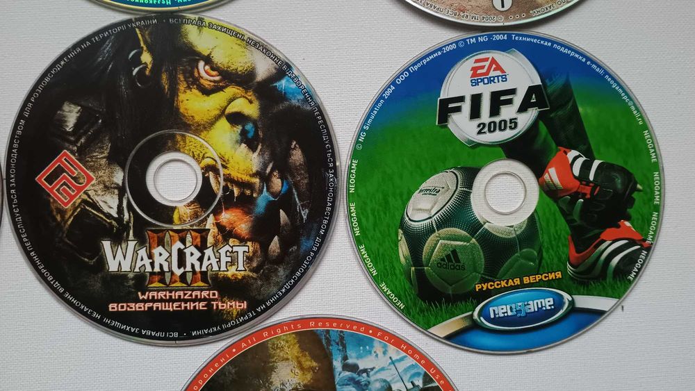 Игры ПК раритет 7 дисков FIFA WarCraft Call of Duty