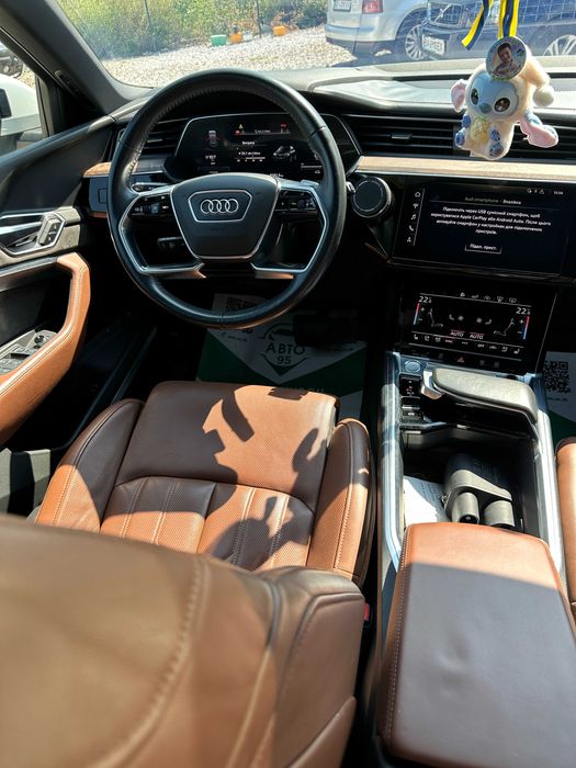 Продам Audi e-tron Prestige 2019 рік можлива розстрочка,кредит,обмін!