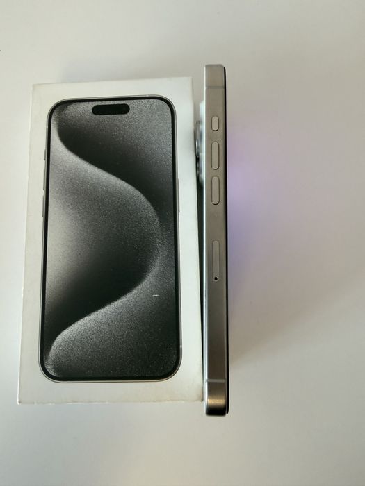 Iphone 15 pro biały 128gb kondycja 87%