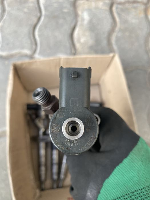 Форсунка рено мастер 2.2 та 2.5 мовано трафік лагуна еспейс перевірена