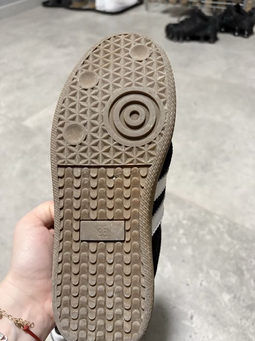 Skórzane sneakersy Goodin 36 czarne