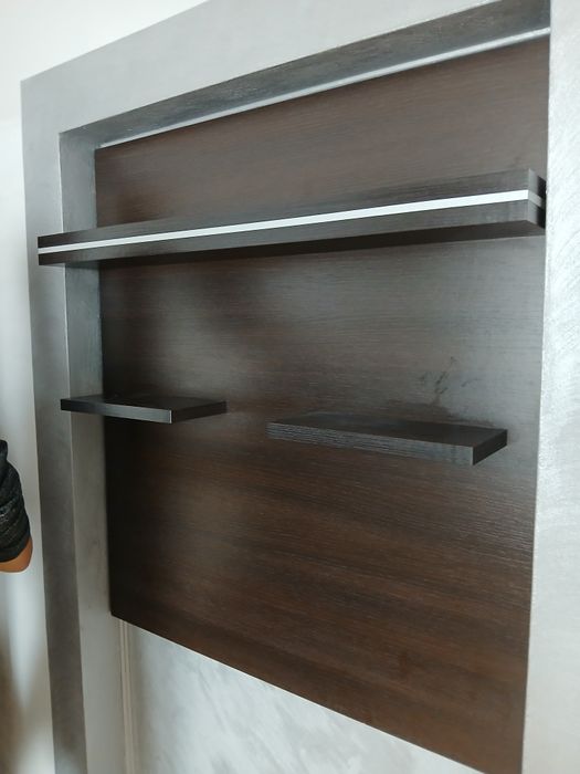 Polka wiszaca kolor ciemny braz