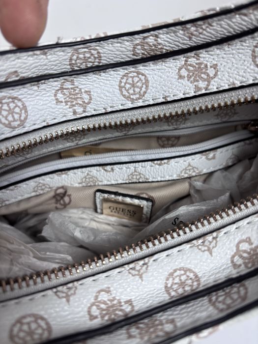Сумка жіноча Guess HWPG85-58010-WLO