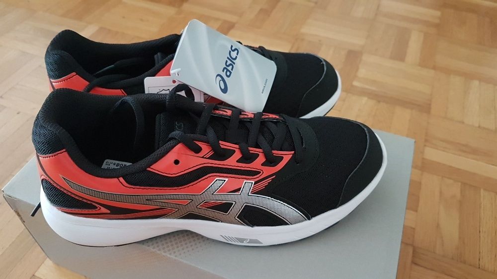 Кроссовки Asics Stormer GS 39,40 размеры,оригинал.