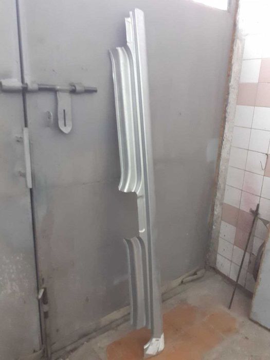 Поріг (правий) на VW Touran 2003-2010 р. (Klokkerholm, Данія). НОВИЙ.