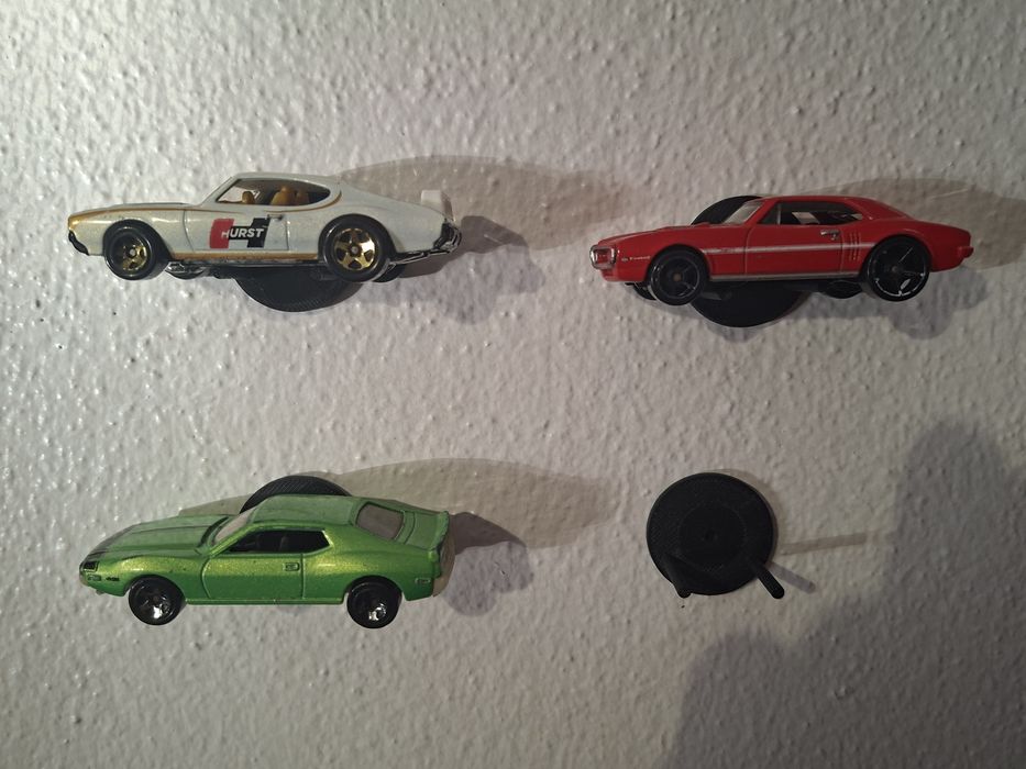 Fixadores de parede para hot wheels