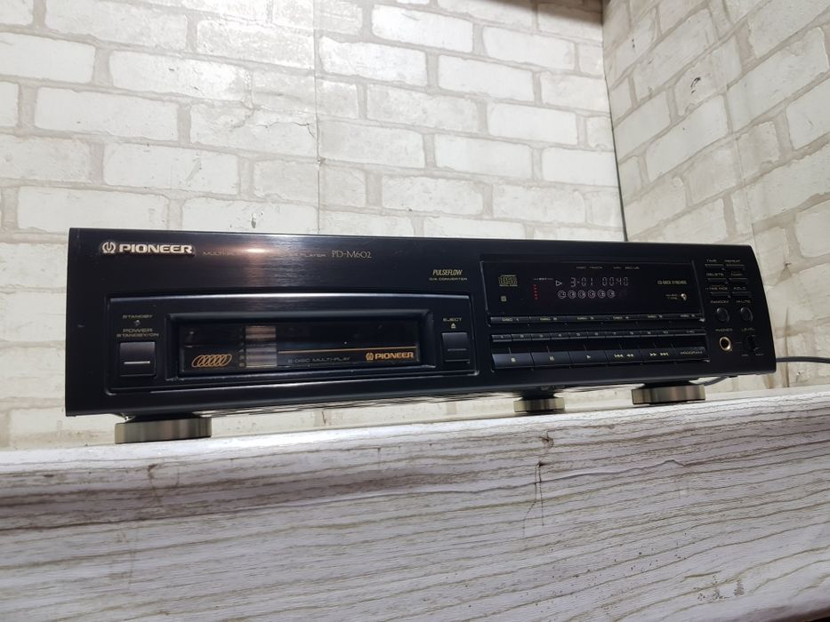 Hi-Fi Програвач CD дисків PIONEER PD-M602,   61-bit DLC.,  дисків, 102 дБ., б/у з Німеччини