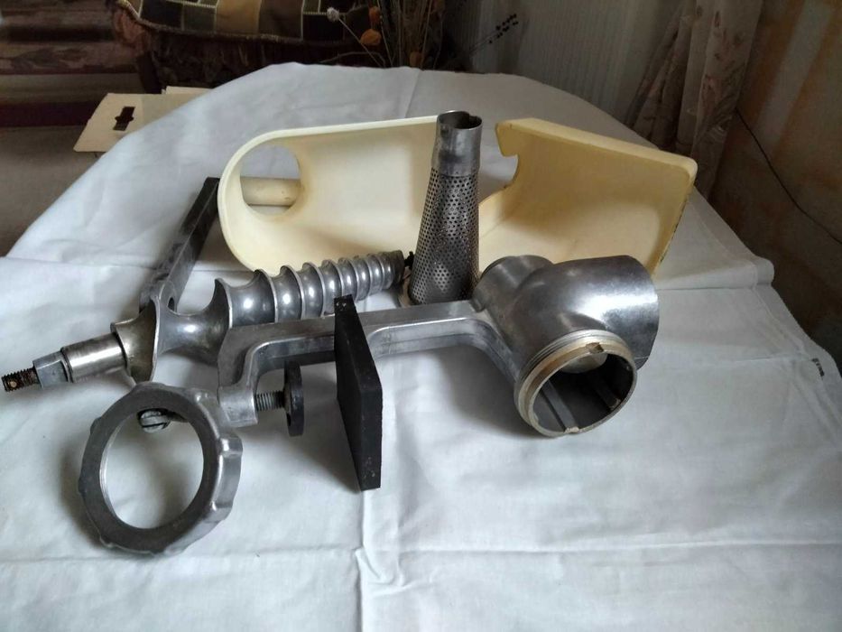 Соковыжималка "струмок 3"