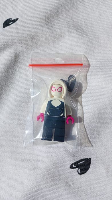 Lego figurki: Indiana Jones, The lone ranger, Jurassic Park, spiderman
