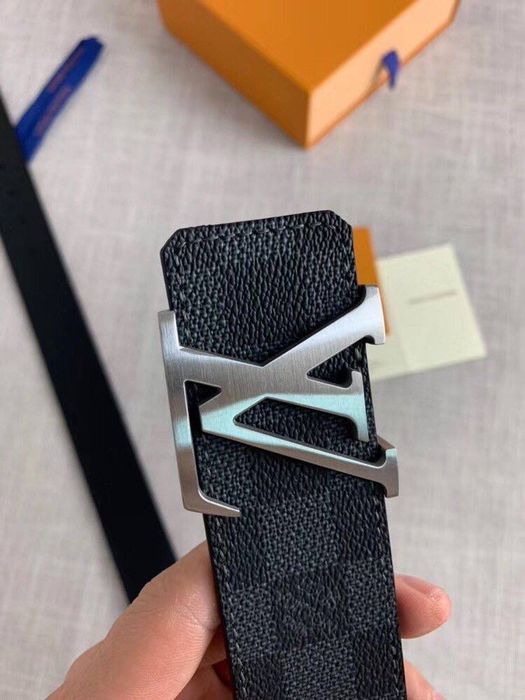 Мужской ремень Louis Vuitton в подарочном наборе  чоловічий ремінь луі