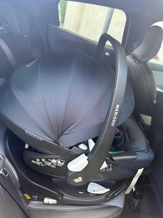 Fotelik samochodowy Maxi-Cosi Pebble pro 360 z bazą