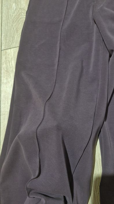 Spodnie z modalu Reserved S