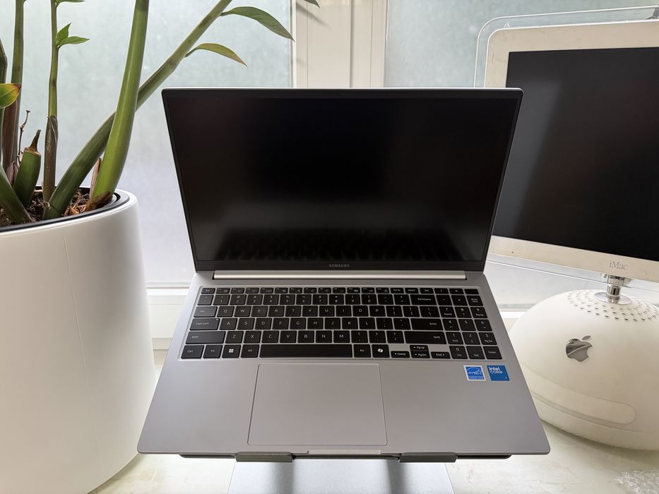 Ноутбук Samsung Galaxy Book4 (NP750XGK-KS2US) Новий. Open Box. Ultra 7
