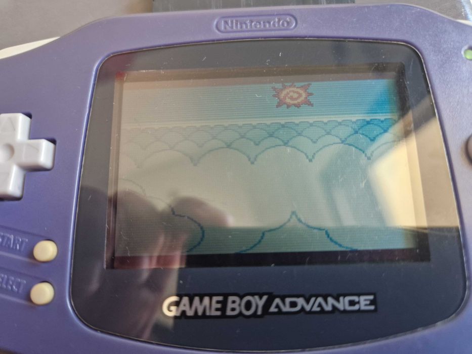 Gameboy Advance roxo