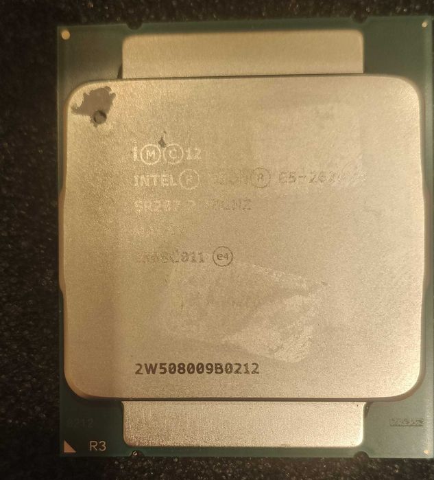 2 x Intel Xeon E5-2620 v3