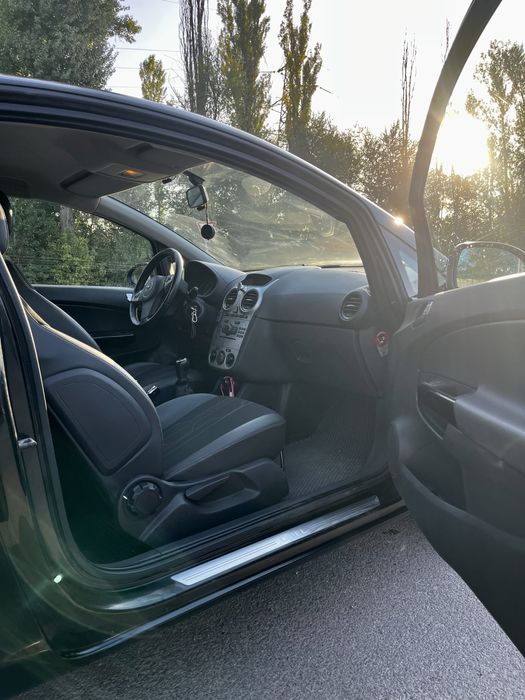 Opel Corsa 2012 • Газ/Бензин • Ідеальний стан