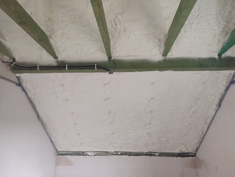 Ocieplenia Pianą PUR Izolacje Natryskowe