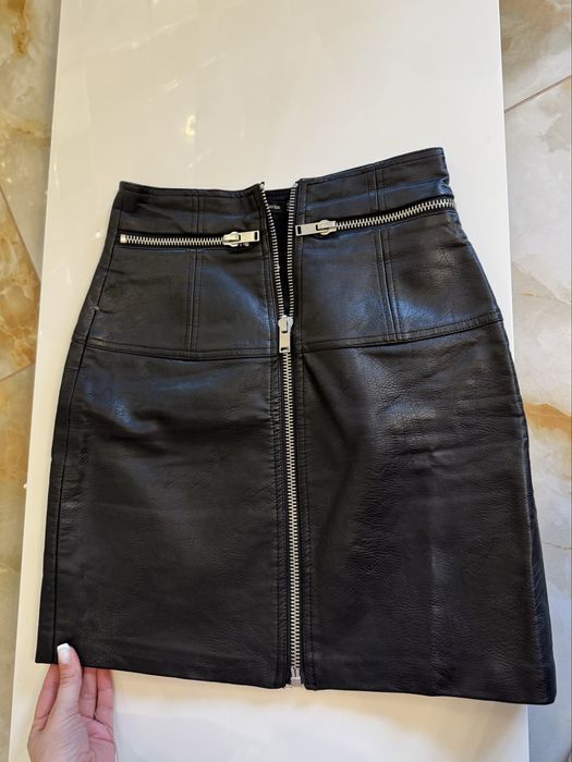 Спідниця stradivarius, + топ у подарунок