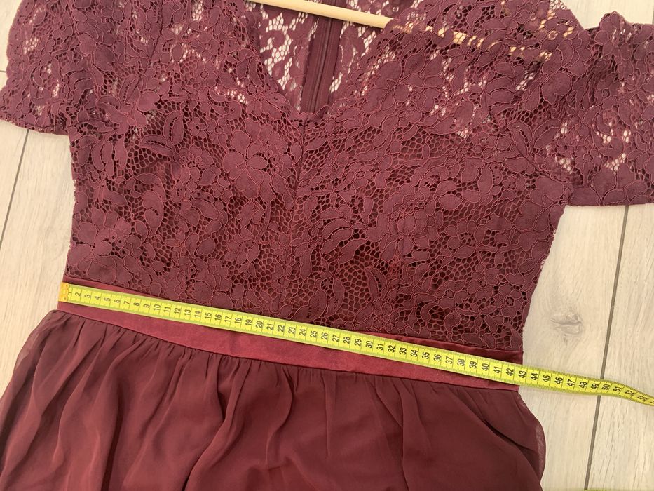 Elegancka sukienka koronkowa Fair Lady rozmiar EUR 40/42