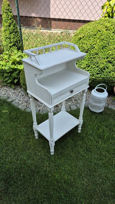 Sprzedam szafkę konsolkę