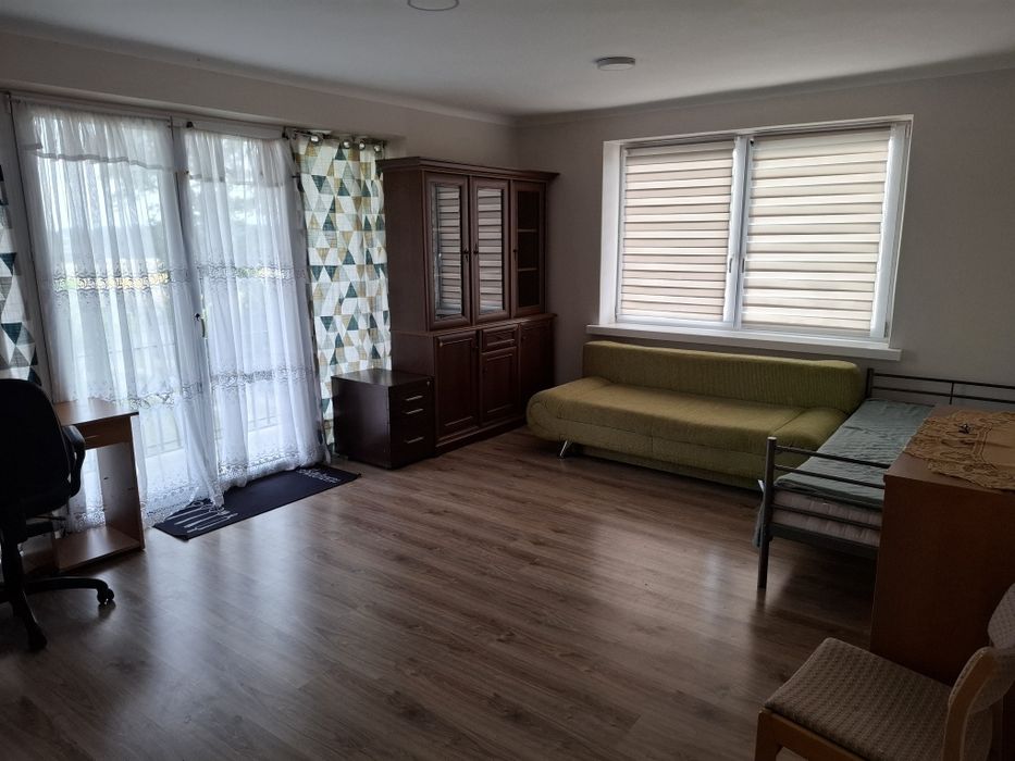 Wynajmę  duży dom tylko firma faktura wat 6.0.9.7.3.8.9.5.4