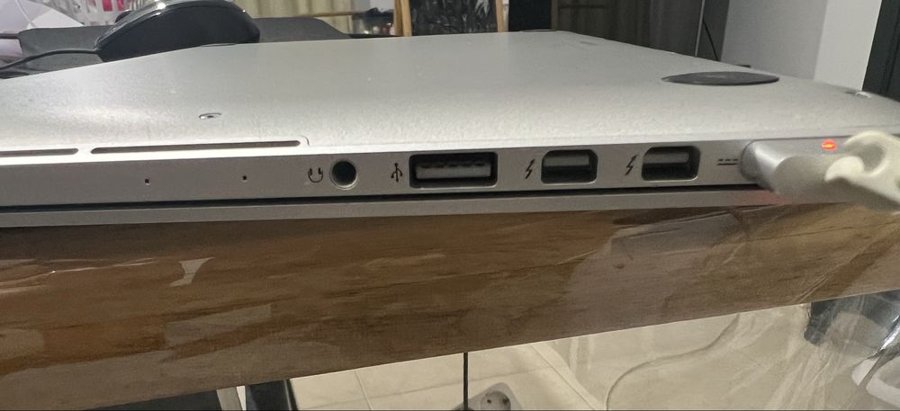 Macbook pro retina441228548040314882